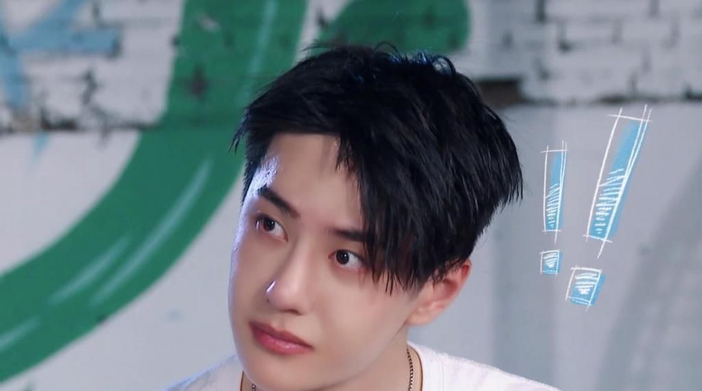  王一博|王一博在海上放飞自我，黄轩：管不住了