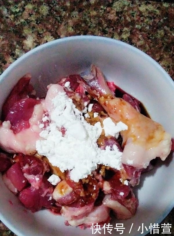  鸭子|夏天吃肉就吃“它”，比牛肉便宜，比猪肉好吃，焖一焖香到舔盘子