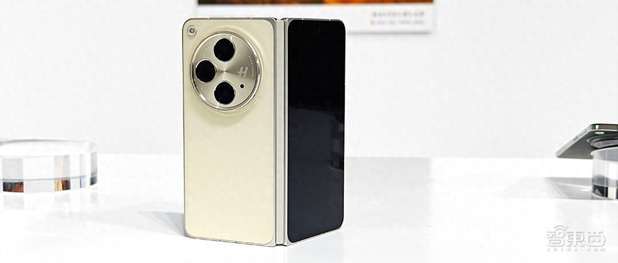 OPPO Find N3真机首发体验！地表最强拍照折叠屏？分屏操作颠覆安卓底层