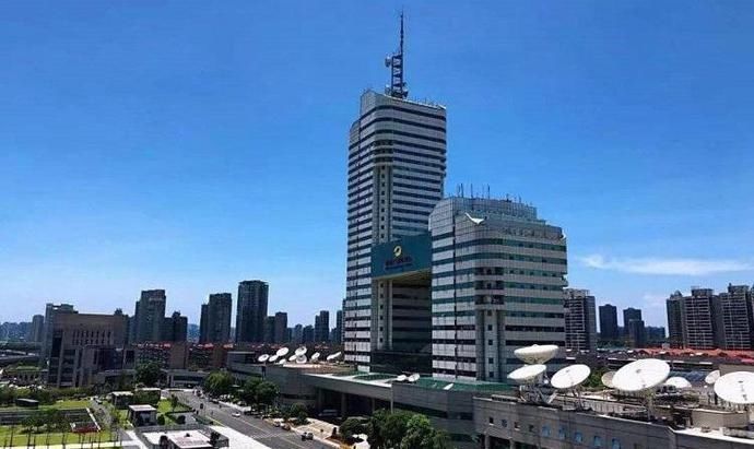  实力|湖南台封杀的6人，此人靠实力继续爆红，而他已杳无音讯！