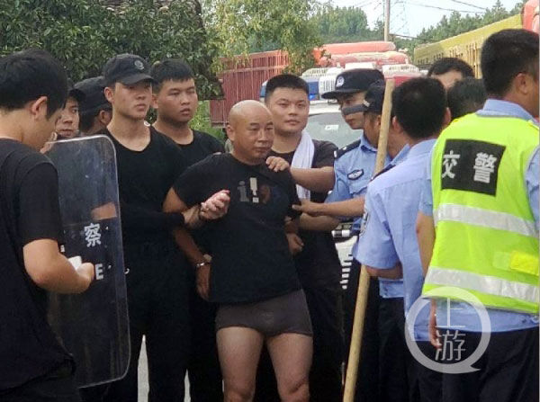 盗窃|一起普通的盗窃，曾春亮为何要走上不归路？因为他经历了这些