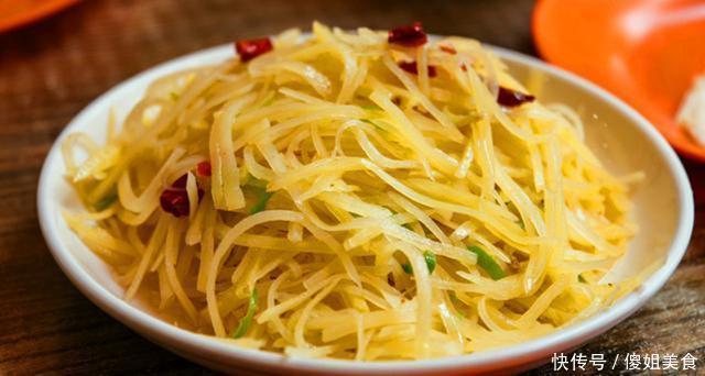 作用|炒土豆丝,泡水还是焯水多数人都弄错,大厨教你正确做法