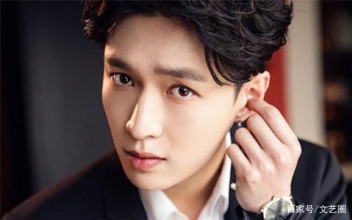 张艺兴|怕被捆绑CP王一博伸手吓得张艺兴猛地后缩拒肢体接触,避嫌明显