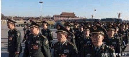  会被分配|如果部队的“军长”转业到地方，会是什么级别的公务员？涨知识了