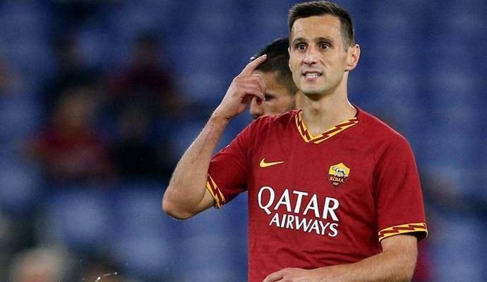  抽烟|29分钟惨遭三连击，C罗缺阵九冠王被暴揍，萨里却在看台悠闲抽烟