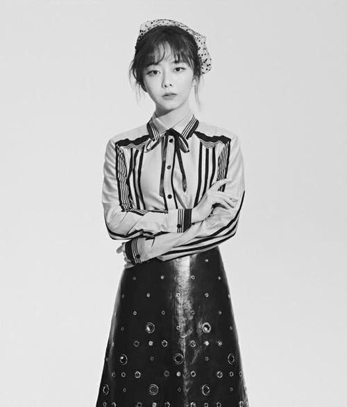  衬衫|教你用A字裙过完这个春天，搭配衬衫、T恤都特别好看，谁穿谁美