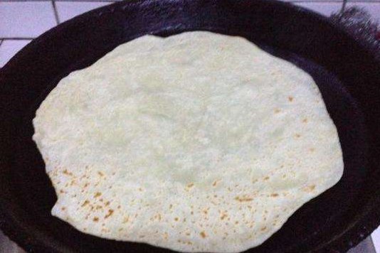  饼胚|烙饼时，不少人忽略了“这步”，难怪饼不鼓起还发硬，早知早受益