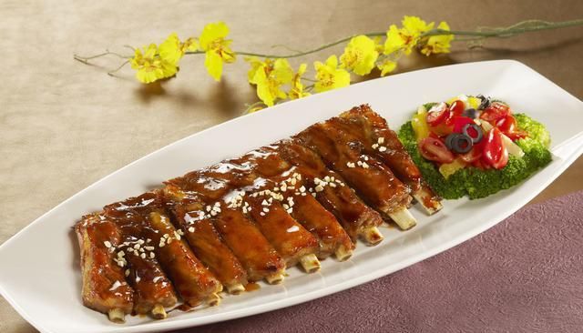  糖醋排骨|老厨师教你做，糖醋排骨的创新做法，方便快捷肉香甜不腻又入味