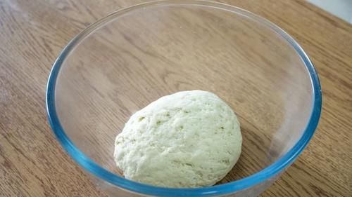 迷上|最近早餐迷上这道面食，一擀一卷，咬一口满嘴香，三伏天要多吃