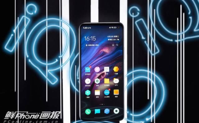  捧上天|鱼龙混杂？被手游党捧上天的新机真有那么香吗？