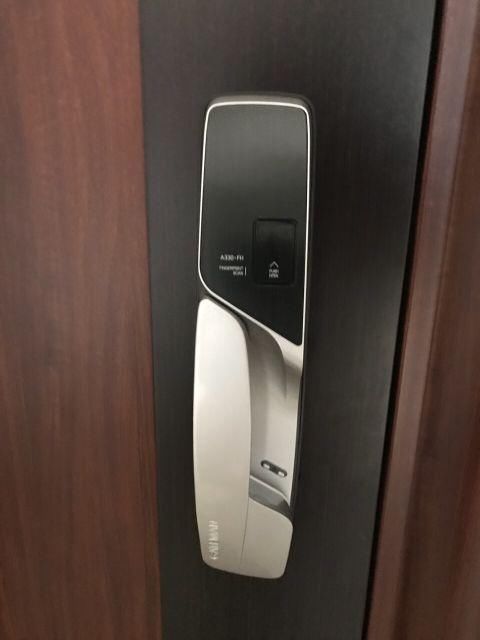 开启方式|新房装修入户门需不需要更换?