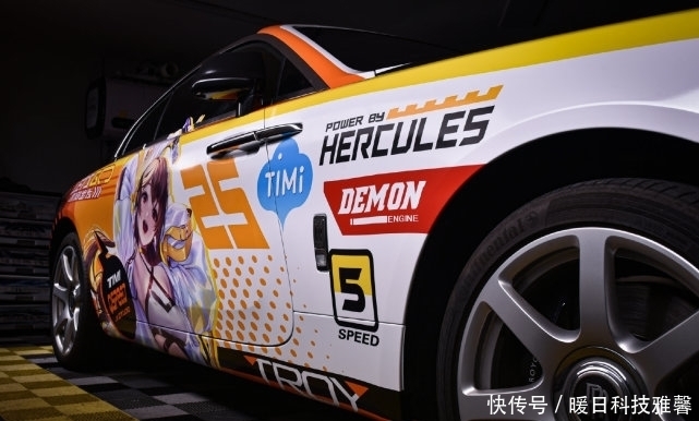  改造|硬核玩家将劳斯莱斯改造成“痛车”，真是高成本的二次元