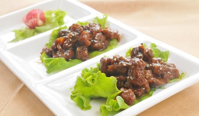  生菜|10分钟，健康鸡肉生菜杯，美食初学者也能做的佳肴