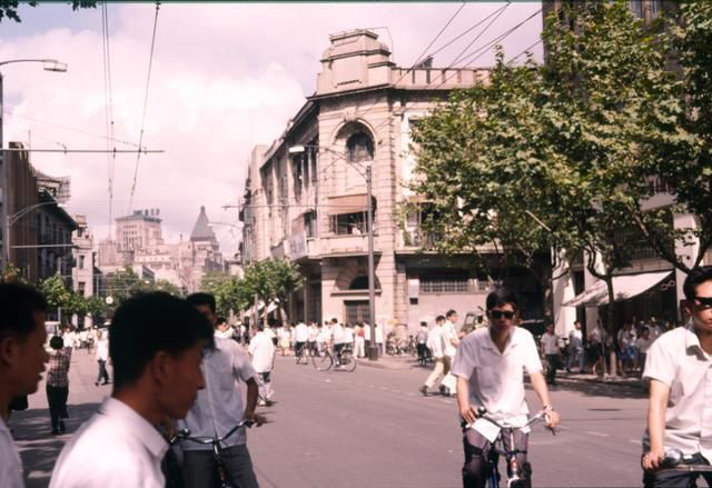  小伙子|80年代的“撞老人案”：小伙子碰倒老人致死，家属只要赔偿150元