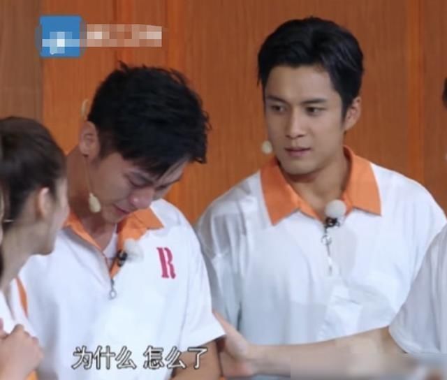  崩溃|李晨崩溃大哭时，我却注意到一旁的蔡徐坤，或许这就是感同身受吧