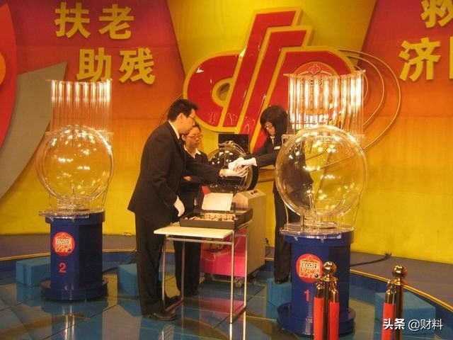 揭秘|彩票为何延迟1小时开奖？是暗箱操作吗？内部员工为你“揭秘”