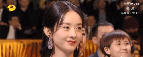 观众|赵丽颖获金鹰奖最受观众喜爱的女演员，台下的宋茜表情太微妙