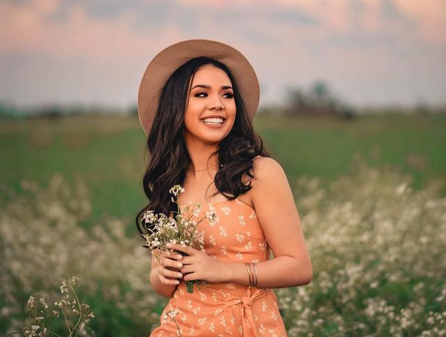 自觉|女人接触的男人多了,会不自觉有这些表现,很准