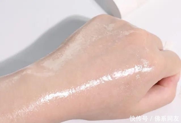  熊心豹子|敢和安耐晒抢C位，这款防晒是吃了熊心豹子胆吗！