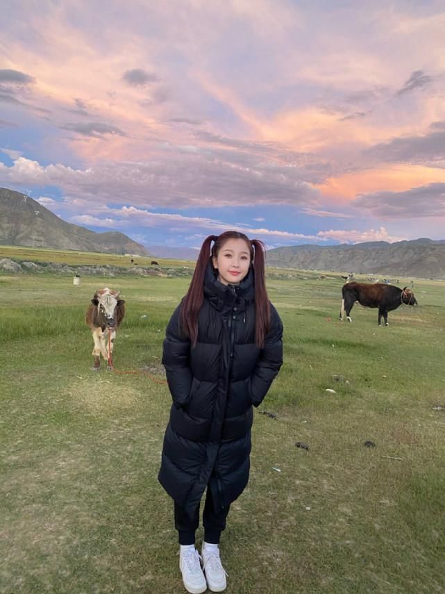  高原|虞书欣去西藏前后对比，“高原肿”的欣欣小表情太可爱了！