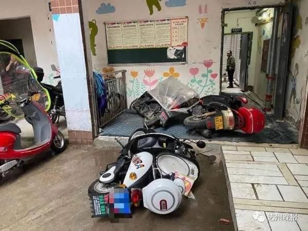 嫌疑人|觉得城里人都瞧不起他，于是就…警方挨家挨户搜捕