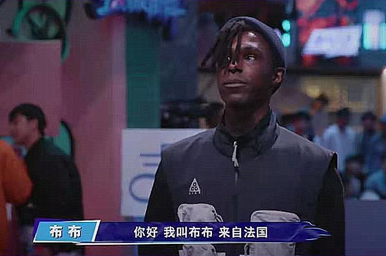  甜甜的|《街舞3》王一博和布布的“双向时刻”，美术生漫改暴露王甜甜的内心！