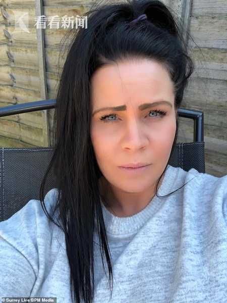 女子|女子擦洗浴室瘫倒窒息身亡 元凶竟是两瓶清洁剂