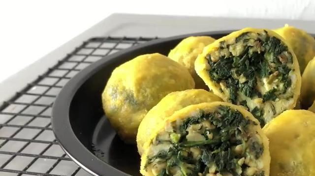 玉米面|玉米面最好吃的新做法,不烫面,不揉面,这样做的更好吃!