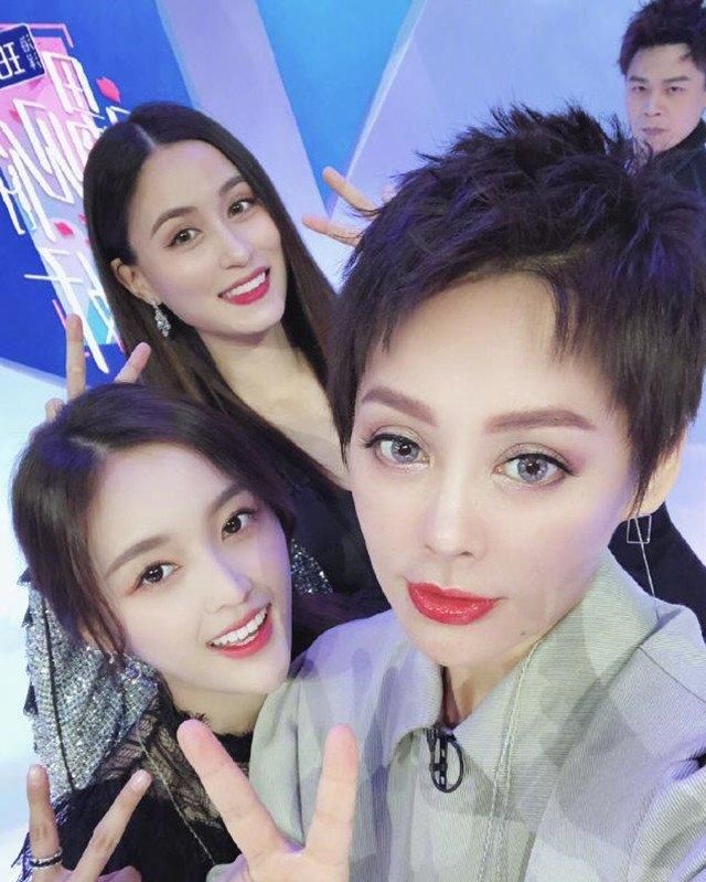  新一期|《浪姐》新一期开播评分却下滑，节目从爆火到无聊只因为万茜？