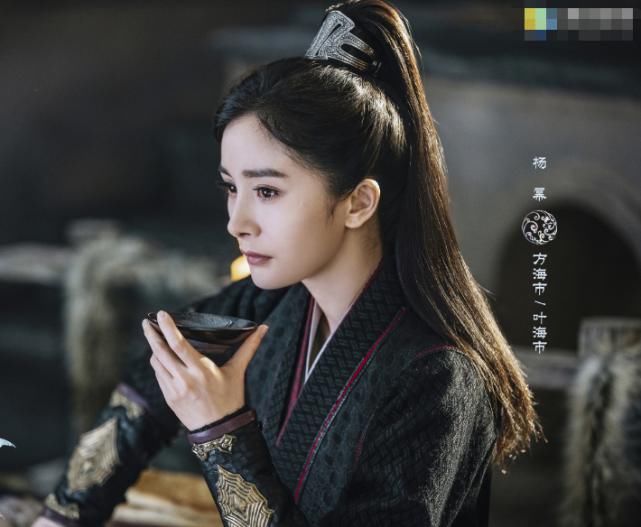  杀青|《斛珠夫人》还没杀青，杨幂又一新剧官宣，男主不输陈伟霆