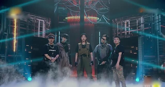  Diss|欧文Diss《说唱听我的》赛制，NPC空降拿第一，引起艾热质疑规则