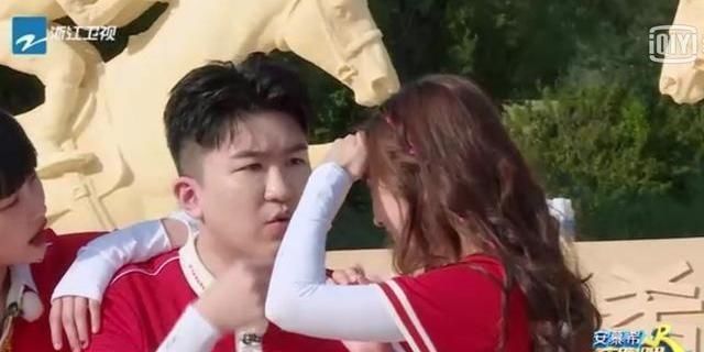  赚足|最做作的男嘉宾？张大大在《跑男》赚足了眼球，满屏尴尬和矫情