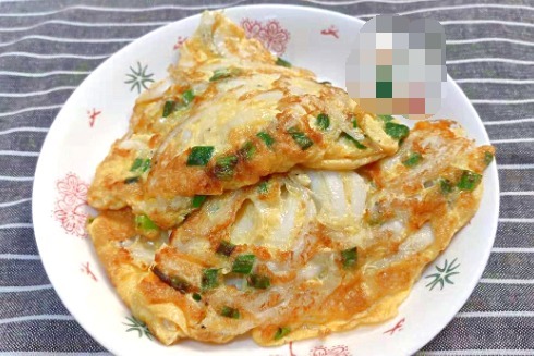 鸡蛋|鸡蛋和它是绝配,煎一煎就好,多给孩子吃