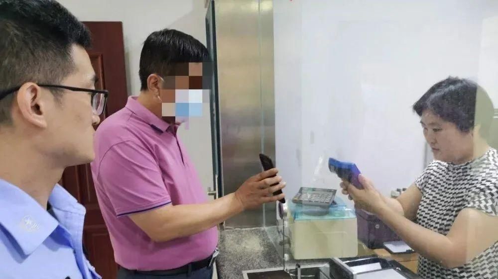 建议|中途离职的员工应否获得年终奖？法官有个很好的建议……