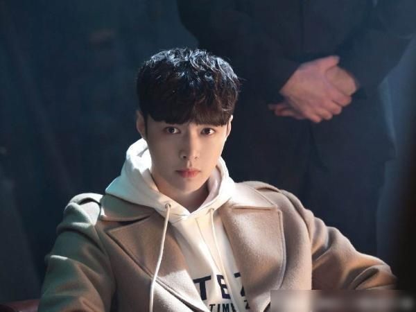 提到|《向往4》的结尾和黄磊没有忘记提到张艺兴,坦率地说