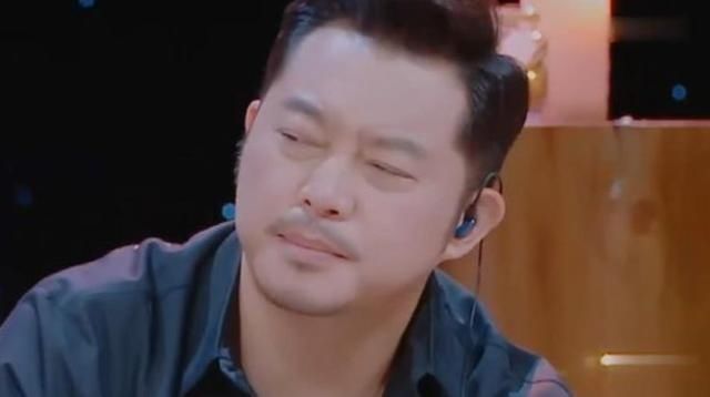  黑蒜|黑蒜十级爱好者张歆艺，还用黑蒜做鸡汤，能吃下去算你能耐