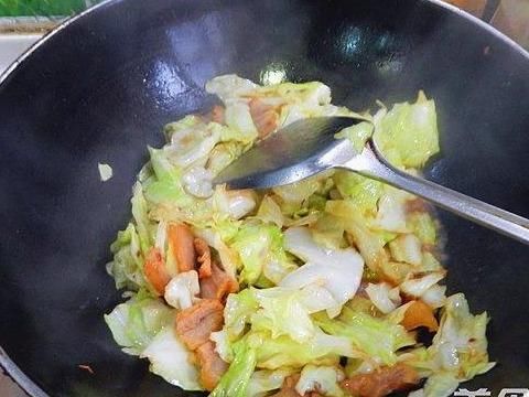  包菜|吃过范丞丞同款“手砸包菜”，才发现这30年的包菜都白吃了