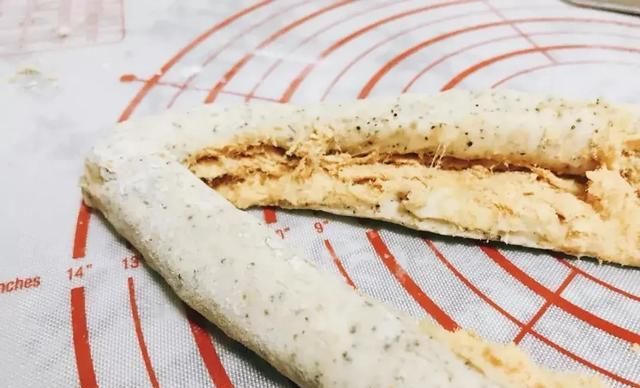  高筋面粉|做「乳酪肉松全麦软欧面包」，不添加这个，怪不得做出来不柔软