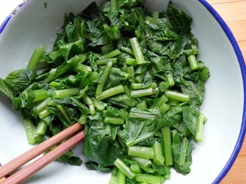 食材|这菜20年前拿去喂猪,如今争着吃,清爽可口,视力清晰了,肝脏健康