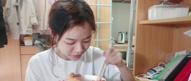 土特产|那些年室友带来的“土特产”,内心是拒绝的,吃完真香