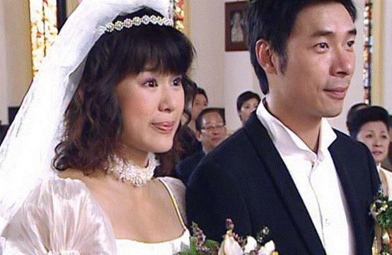  演员|李成儒的一声“老师”，对胡杏儿来说，不过是锦上添花