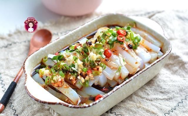  酸辣|“秋老虎”来了，自制1碗酸辣凉粉，开胃填饱肚子，还不担心长肉