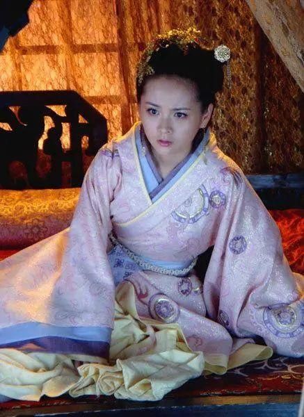  必修课|栗姬：认清自己，是女人一生的必修课