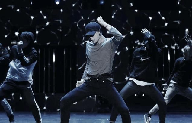  有段|王一博在这就是街舞节目中，有段挺冤的，排最后主要是三方面原因