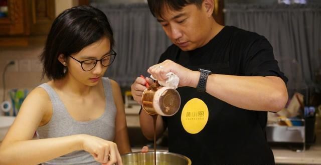 牛肉面|黄磊晒了一碗面,瞬间点赞过万,被粉丝们称为面中上品,来看看