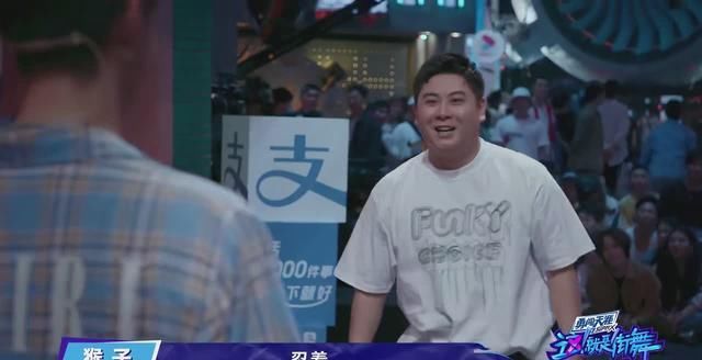  王一博|《这就是街舞》张艺兴得到专业认可，但是为何王一博却在摆手？