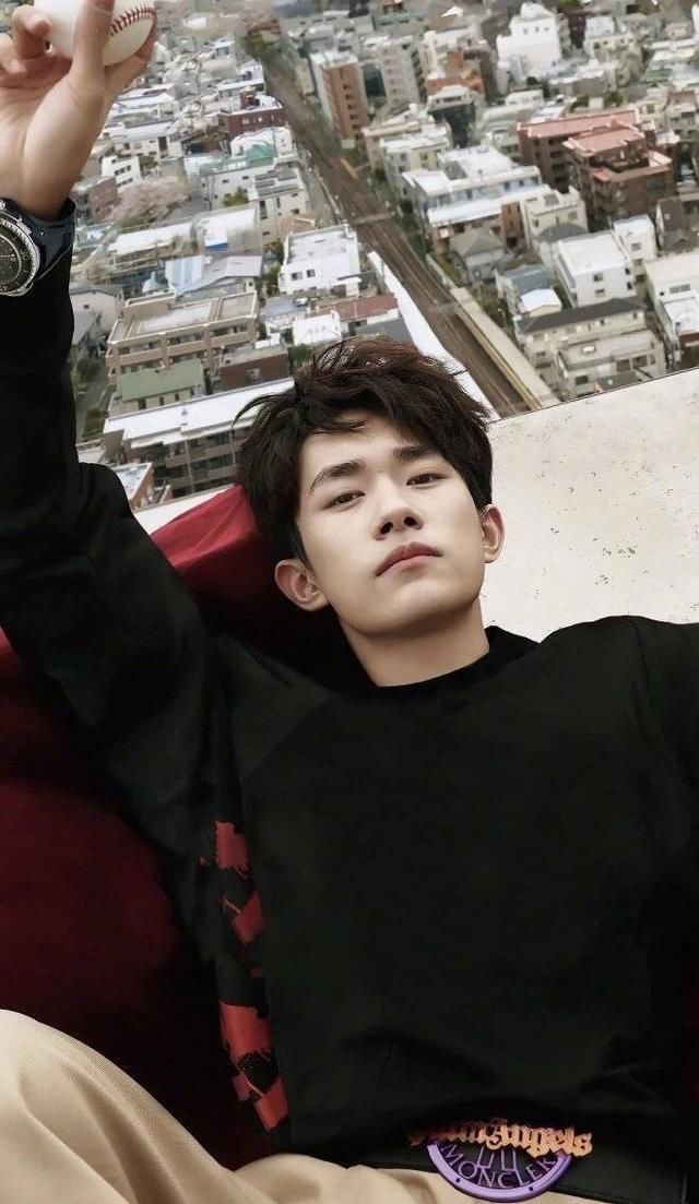  七月|壁纸：八月要比七月更快乐！