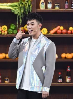  奔跑|《奔跑吧兄弟》陈赫跟网红拍段子，是降低身份还是有出场费