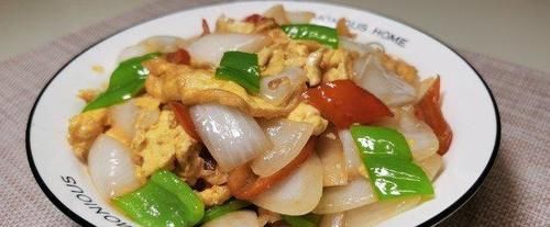 洋葱|多吃洋葱护心脑,教您地道家常菜,加入鸡蛋炒一炒,天天吃不腻
