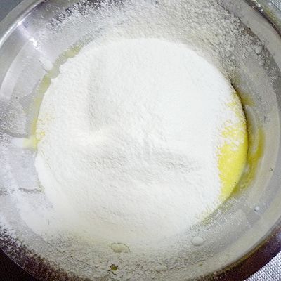  酸奶|酸奶戚风纸杯蛋糕